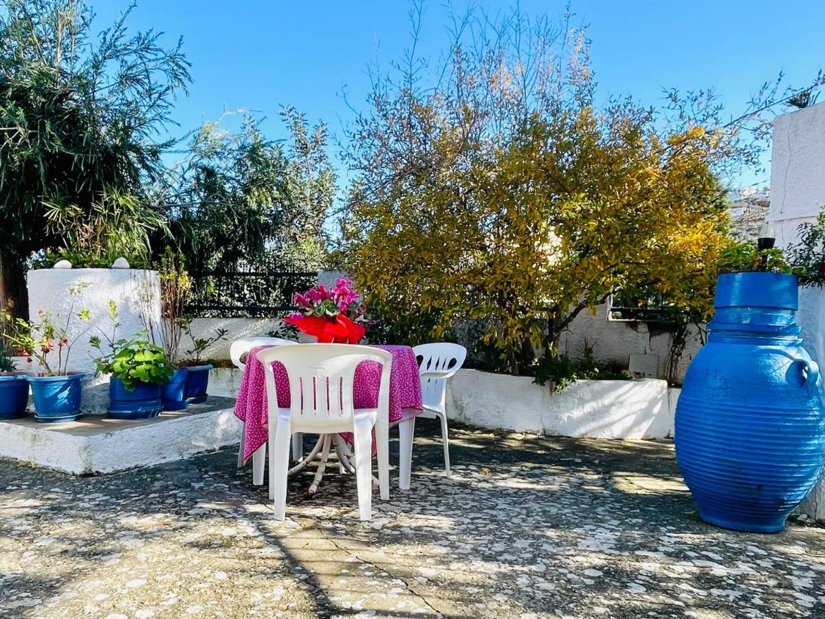 Roumatsali - Hidden 2br Historical Gem * חאניה